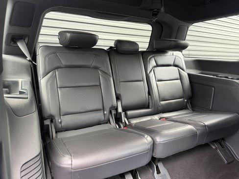 Used 2026 Lincoln Navigator Reserve w/ Jet Appearance Package AWD/4WD image 17