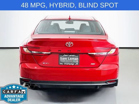 Used 2025 Toyota Camry SE w/ Convenience Package FWD image 6