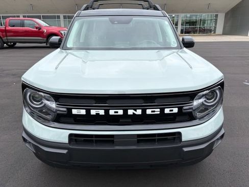 Used 2023 Ford Bronco Sport Outer Banks w/ Tech Package AWD/4WD image 11