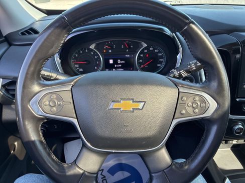 Used 2021 Chevrolet Traverse LT w/ LT Premium Package AWD/4WD image 24