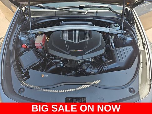 Used 2019 Cadillac CTS V w/ Luxury Package RWD image 32
