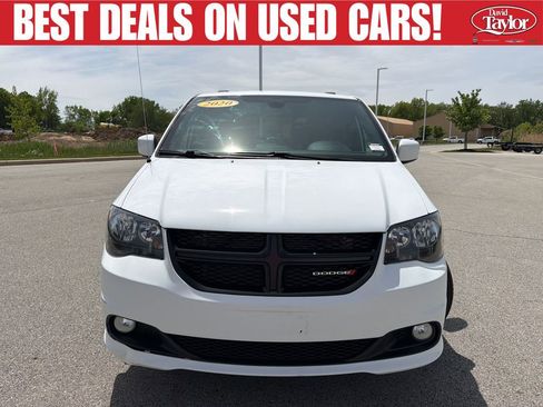 Used 2020 Dodge Grand Caravan SE FWD image 9