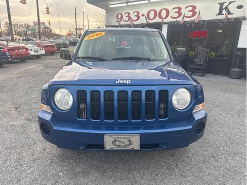 Used 2010 Jeep Patriot Sport image 2