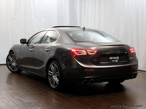 Used 2016 Maserati Ghibli S Q4 AWD/4WD image 23