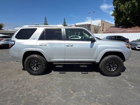Used 2015 Toyota 4Runner SR5 Premium AWD/4WD image 8
