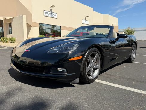 Used 2006 Chevrolet Corvette Convertible w/ Preferred Equipment Group RWD image 5