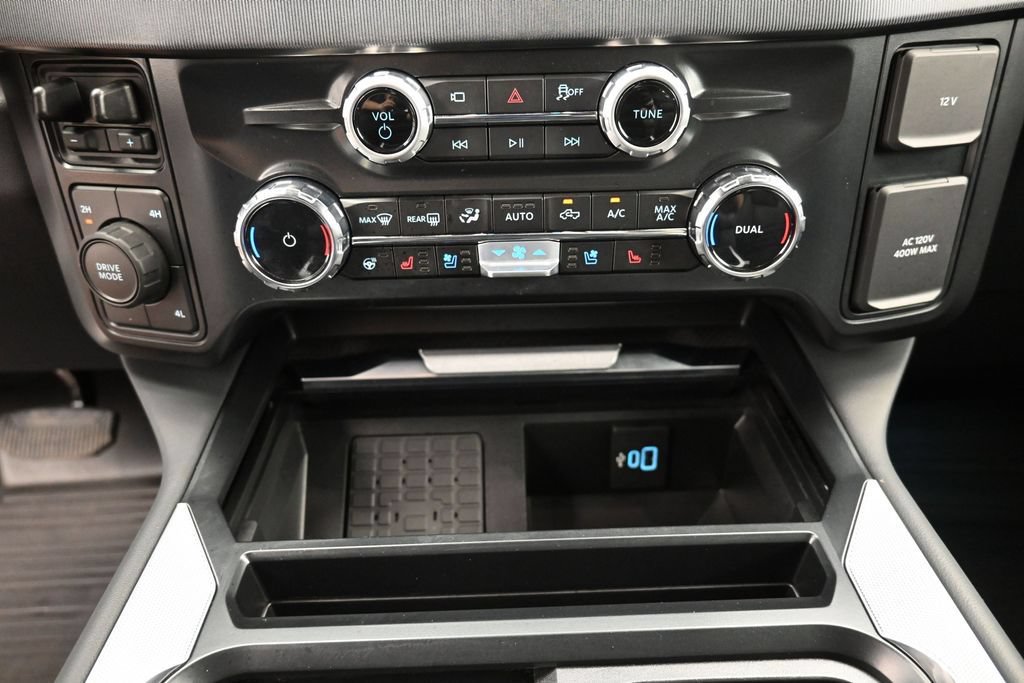 Used 2025 Ford F450 Platinum w/ FX4 Off-Road Package AWD/4WD image 29