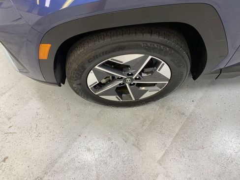 Used 2025 Hyundai Tucson SEL FWD image 11