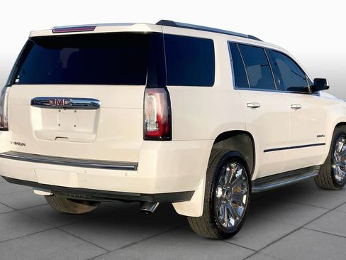 Used 2017 GMC Yukon Denali w/ Open Road Package AWD/4WD image 12