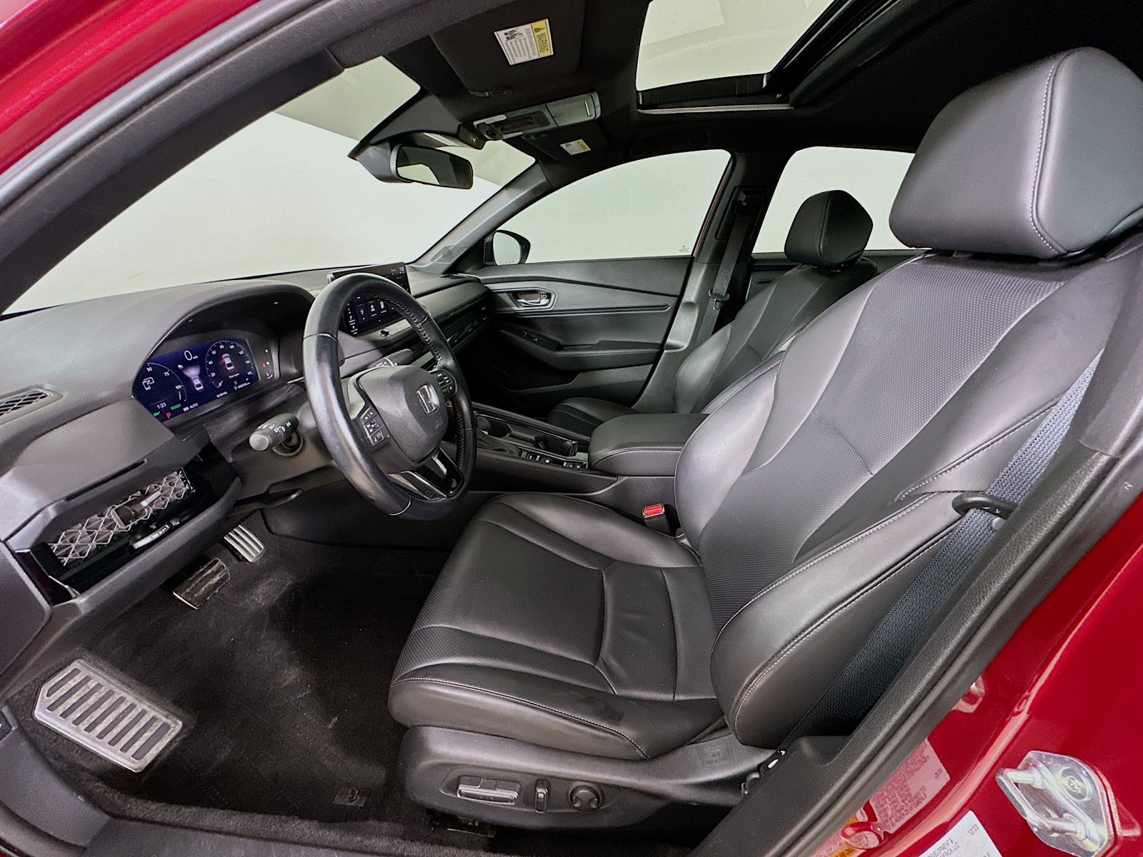 Used 2024 Honda Accord Sport image 32