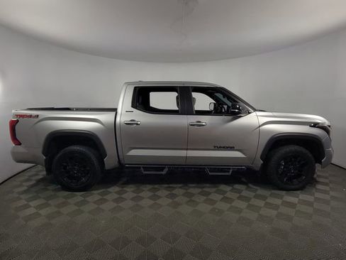 Used 2025 Toyota Tundra Limited w/ TRD Off-Road Package AWD/4WD image 10