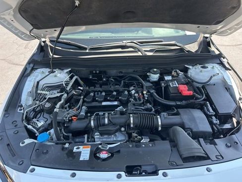 Used 2018 Honda Accord Sport image 14