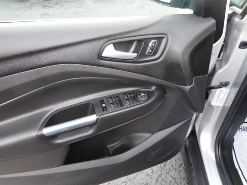 Used 2015 Ford C-MAX SE image 15