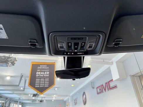 Certified 2022 Chevrolet Silverado 1500 LTZ w/ LTZ Premium Package image 28