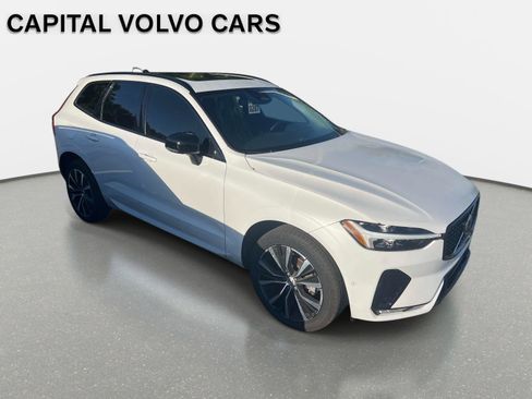 Used 2024 Volvo XC60 B5 Plus image 2