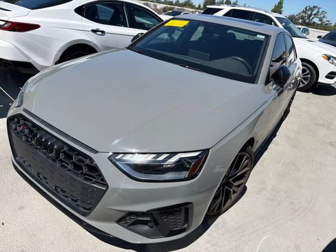 Used 2022 Audi S4 Premium Plus w/ Premium Plus Package AWD/4WD image 3