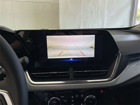 New 2025 Chevrolet Trax LT w/ Driver Confidence Package image 23