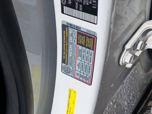 Used 2022 Hyundai Santa Cruz SEL Premium image 14