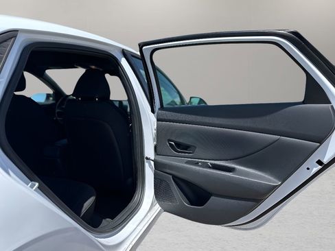 New 2025 Hyundai Elantra Sport image 21