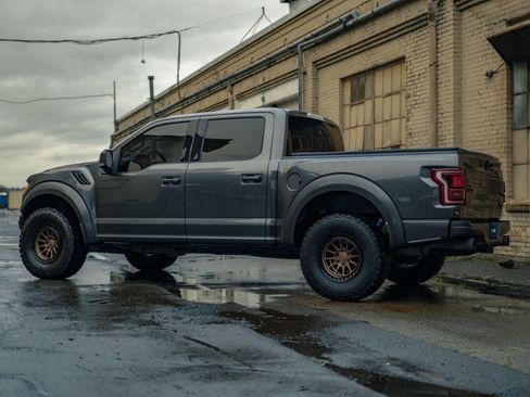 Used 2017 Ford F150 Raptor w/ Equipment Group 802A Luxury image 11