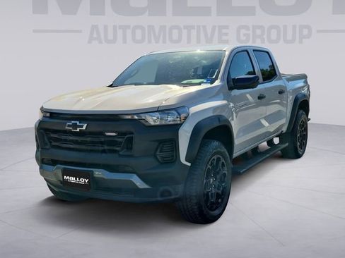 Used 2026 Chevrolet Colorado Trail Boss AWD/4WD image 1