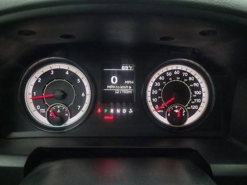 Used 2017 RAM 1500 Tradesman image 23