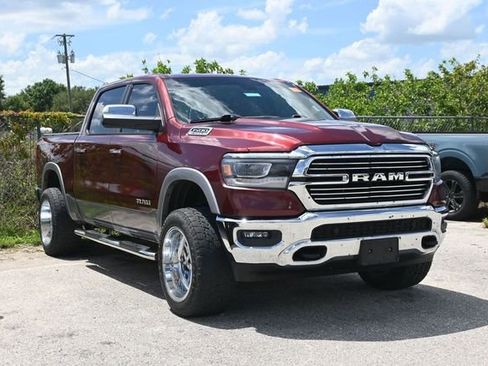 Used 2019 RAM 1500 Laramie AWD/4WD image 2