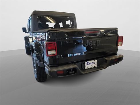 New 2026 Jeep Gladiator Sport image 9