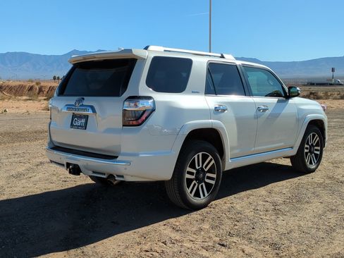 Used 2021 Toyota 4Runner Limited image 3