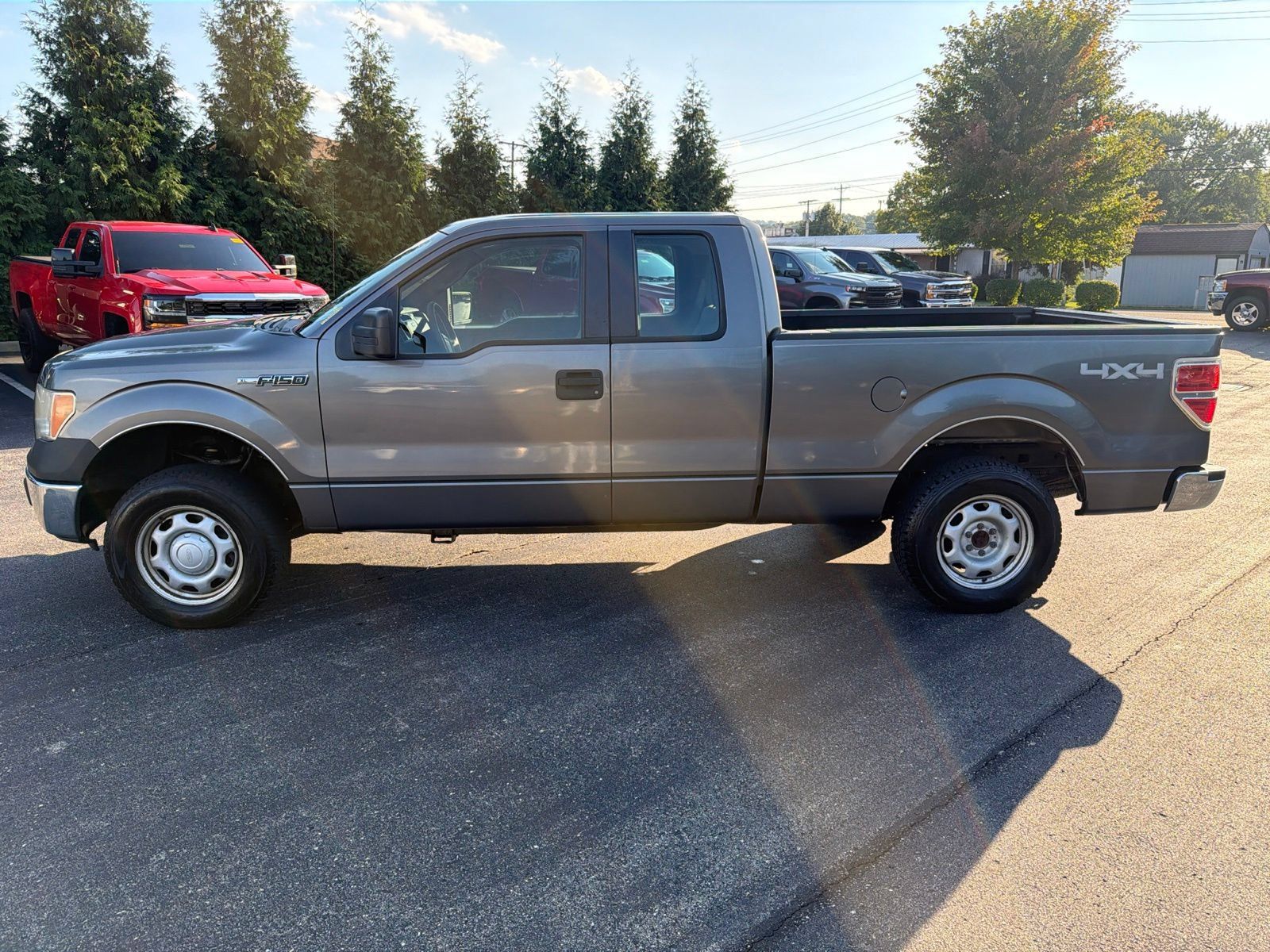 Used 2012 Ford F150 XL w/ XL Decor Group AWD/4WD image 2