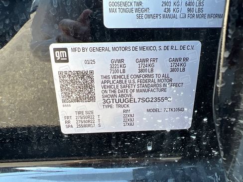 Used 2025 GMC Sierra 1500 Denali w/ Denali Reserve Package AWD/4WD image 36