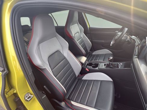 Used 2022 Volkswagen GTI Autobahn FWD image 23