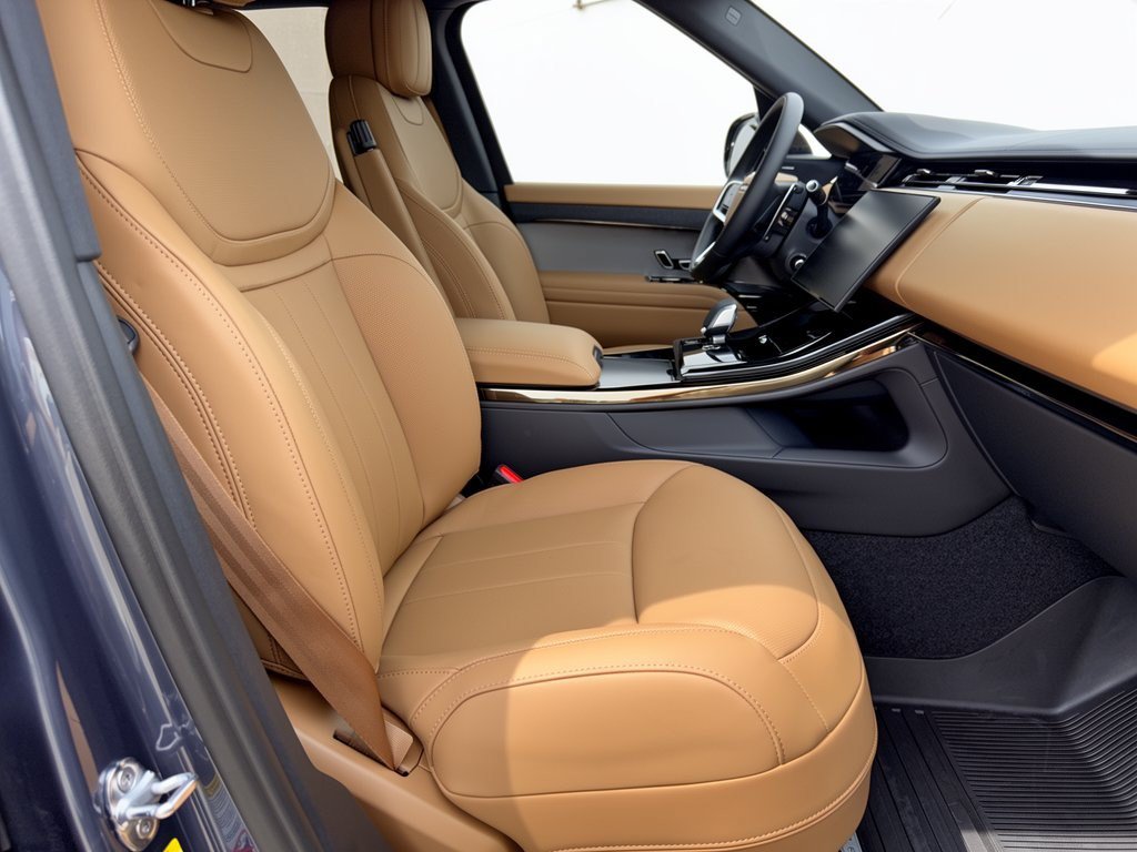 New 2026 Land Rover Range Rover Sport SE AWD/4WD image 29