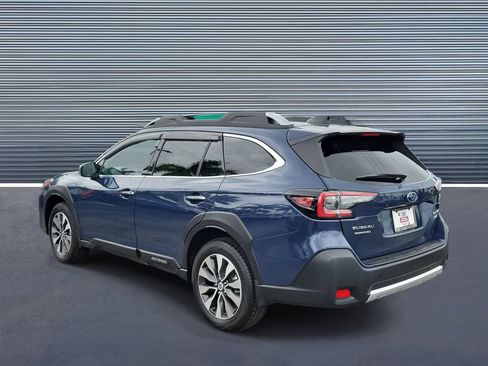Certified 2025 Subaru Outback Touring w/ Popular Package #2 AWD/4WD image 4