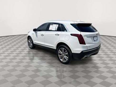 Used 2022 Cadillac XT5 Premium Luxury w/ Technology Package AWD/4WD image 8