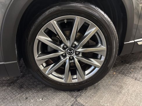 Used 2019 MAZDA CX-9 Signature image 3