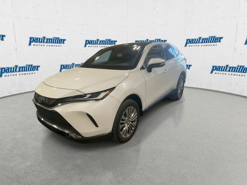 Used 2022 Toyota Venza Limited AWD/4WD image 4