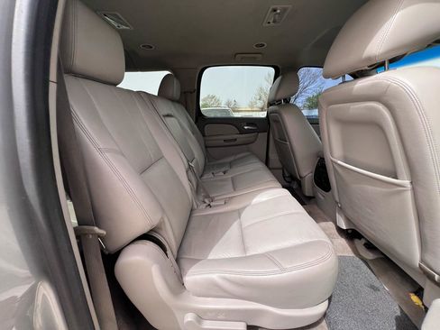 Used 2013 GMC Yukon XL SLT RWD image 35