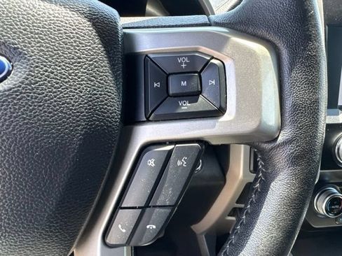 Used 2020 Ford F150 Lariat w/ Equipment Group 502A Luxury AWD/4WD image 30