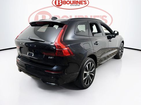 Used 2023 Volvo XC60 B5 Plus w/ Climate Package AWD/4WD image 11