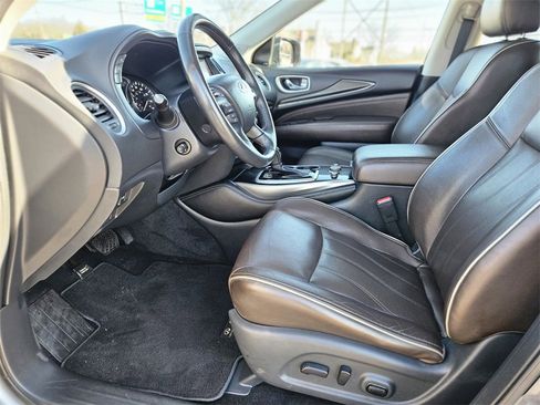 Used 2019 INFINITI QX60 Luxe w/ Essential Package image 15