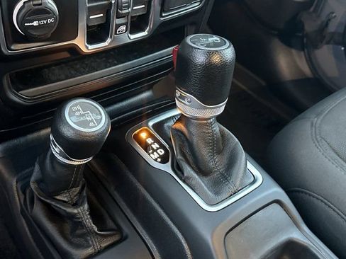 Used 2020 Jeep Wrangler Unlimited Sport S image 36