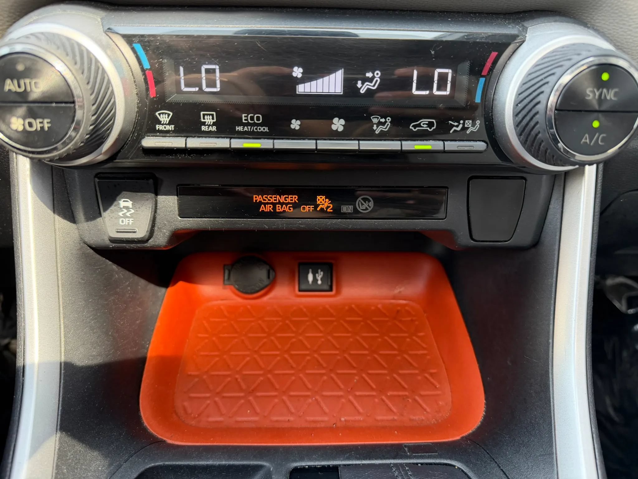 Used 2019 Toyota RAV4 Adventure w/ All Weather Liner Package AWD/4WD image 21