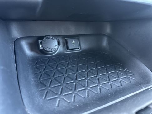 Used 2020 Toyota RAV4 LE w/ All Weather Liner Package AWD/4WD image 16