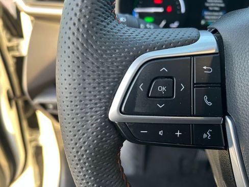 Used 2024 Toyota Sienna XSE image 21