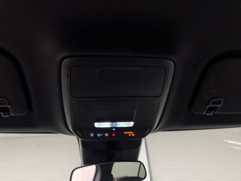 Used 2024 Chevrolet Traverse LT FWD image 74