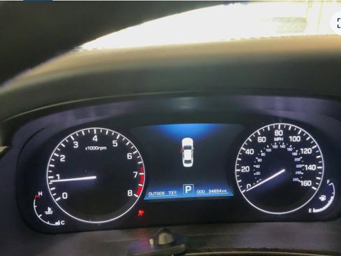 Used 2014 Hyundai Equus Signature image 12