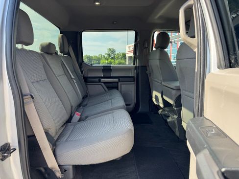 Used 2017 Ford F250 XLT w/ FX4 Off-Road Package AWD/4WD image 17
