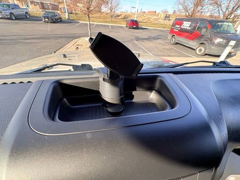 Used 2018 Jeep Wrangler Sport image 21