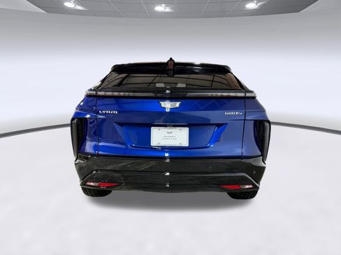 New 2026 Cadillac Lyriq Sport AWD/4WD image 9